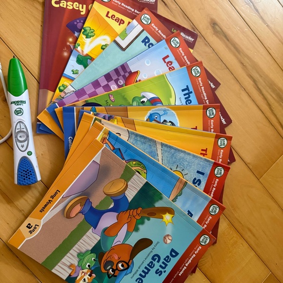 LeapFrog Interactive Learning Set - Green and Blue - Picture 3 of 3